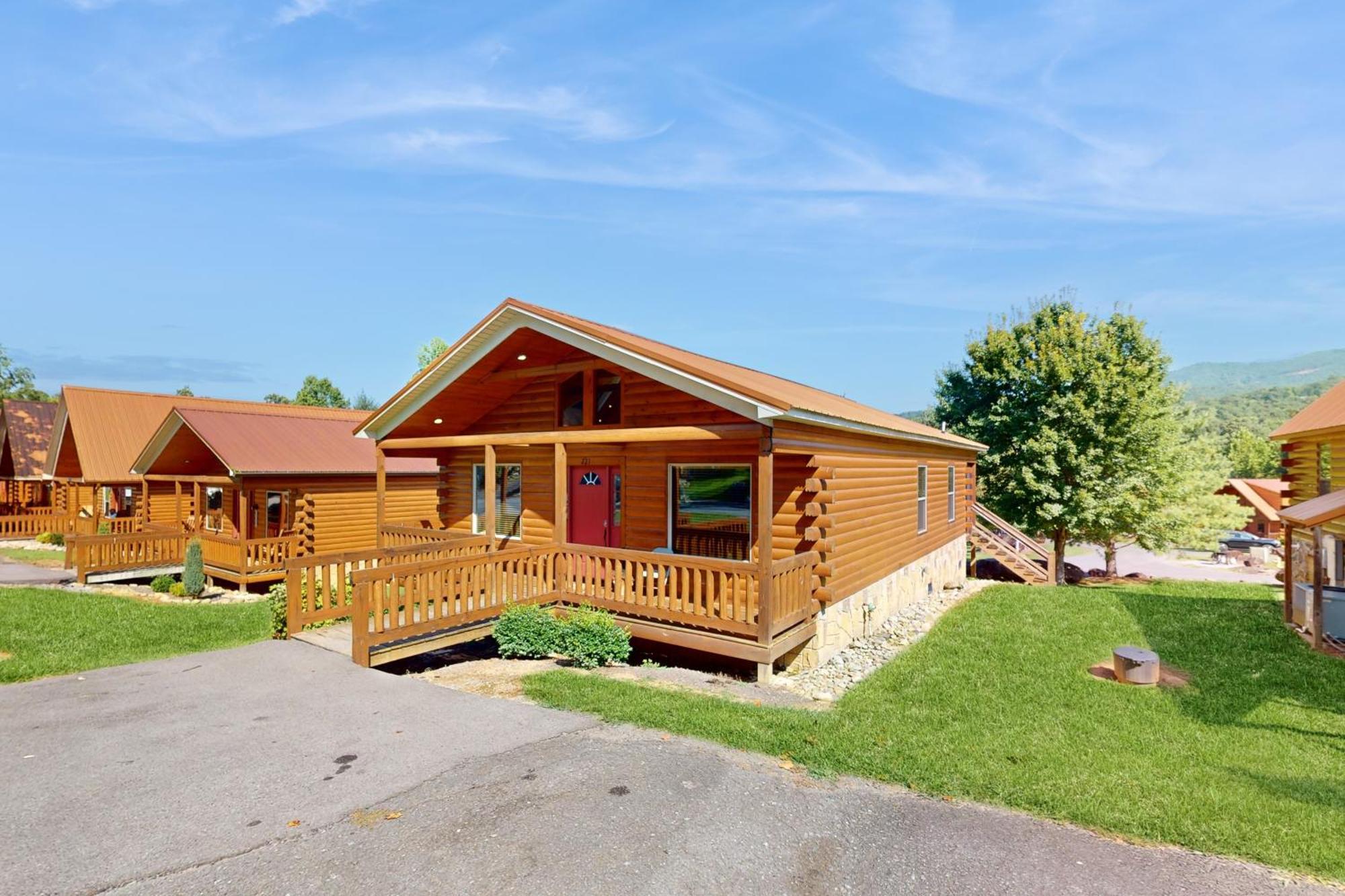 White Oak Resort Southern Comfort ガトリンバーグ エクステリア 写真